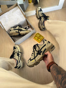 New Balance 1000 Bege e Preto